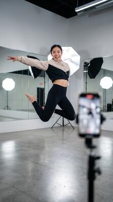 黄色仓库舞蹈视频